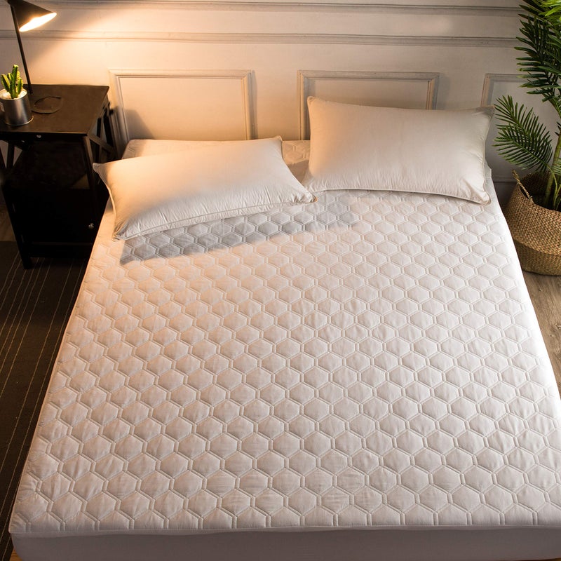 Hani Minna Premium Quilted Fitted Mattress Pad Protector Made with Natural Combed Cotton - Cooling and Breathable Mattress Topper (Queen) - Image 1